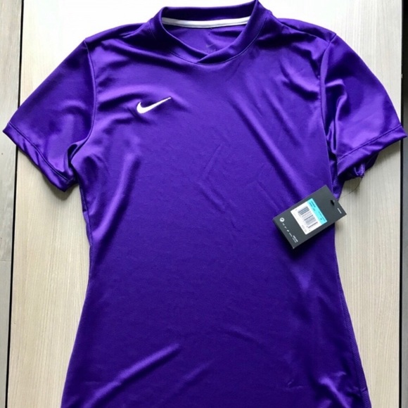 Nike Purple Athletic Short Sleeve Shirt - Picture 2 of 5